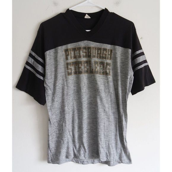 Pittsburgh Steelers V-neck Shirt - Size XL - Picture 1 of 9